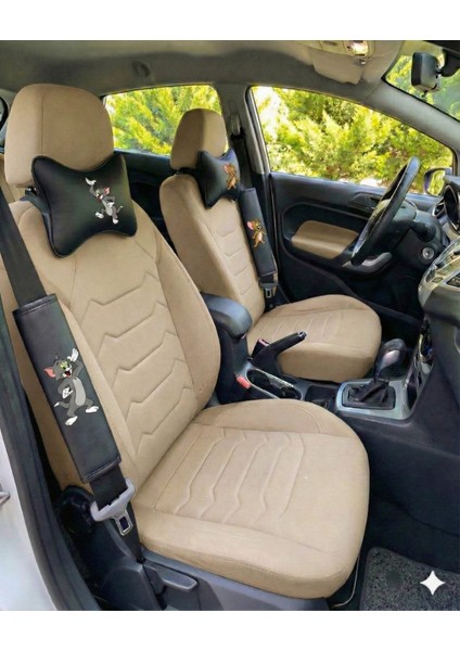 Tom ve Jerry Tasarımlı 4'lü Oto Aksesuar Seti - 2 Adet Boyun Yastığı & 2 Adet Emniyet Kemeri Kılıfı