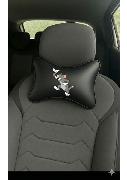 Tom ve Jerry Tasarımlı 4'lü Oto Aksesuar Seti - 2 Adet Boyun Yastığı & 2 Adet Emniyet Kemeri Kılıfı