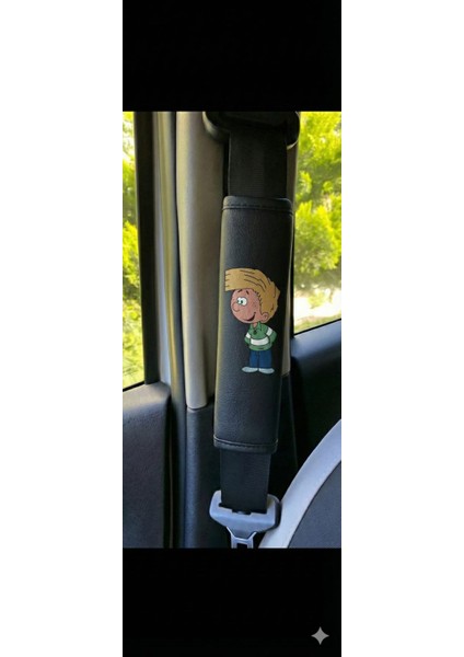 Cédric & Chen Baskılı 4 Parça Deri Oto Aksesuar Seti - Boyun Yastığı ve Kemer Kılıfı fırsatları