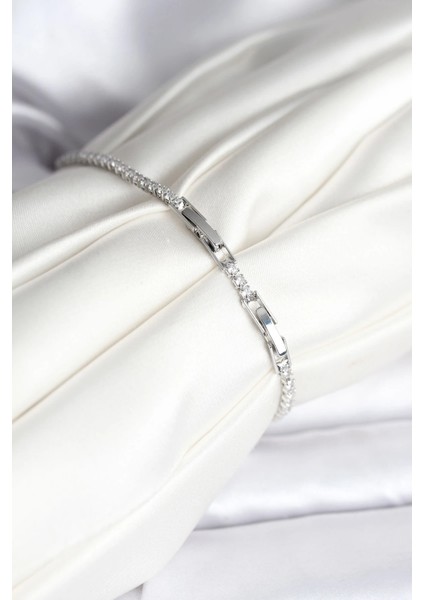 Bfs Kutup Yıldızı Model Zirkon Taşlı Gümüş Renk Su Yolu Kadın Bileklik fiyatları