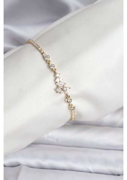 Bfs Çiçekli Model Zirkon Taşlı Gold Renk Su Yolu Kadın Bileklik