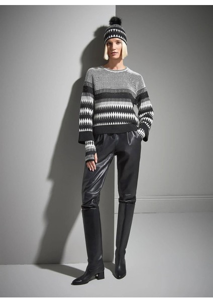 Çok Renkli Kadın Bere 2526WB01 fırsatları