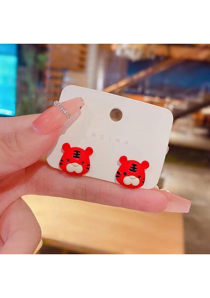 Yeni Moda Küçük Taze Tatlı Çiçek Küpe Öğrenci Küpe ile Sevimli Yüz Kadın Kıdemli Duygusu (Yurt Dışından)