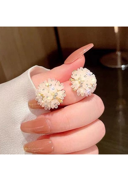 Yeni Moda Çiçek Inci Geometrik Yay Küpe Hafif Lüks Mizaç Küpe ile Yüz Kıdemli Duygusu (Yurt Dışından) indirimleri