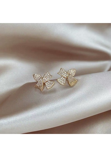 925 Gümüş Iğne Fransız Mizaç Inci Küpe Kore Versiyonu Küpe Kıdemli Duygusu Aşk Çiçek Yüz Küpe ile Kadın (Yurt Dışından)