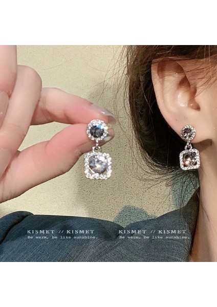 Hafif Lüks Çok Yönlü Ankora Kırmızı Atmosfer Küpe Duygusu Kadın Moda Mizaç Kıdemli Kare ve Yuvarlak Yüz Küpe Duygusu Aşk Küpeleri (Yurt Dışından)