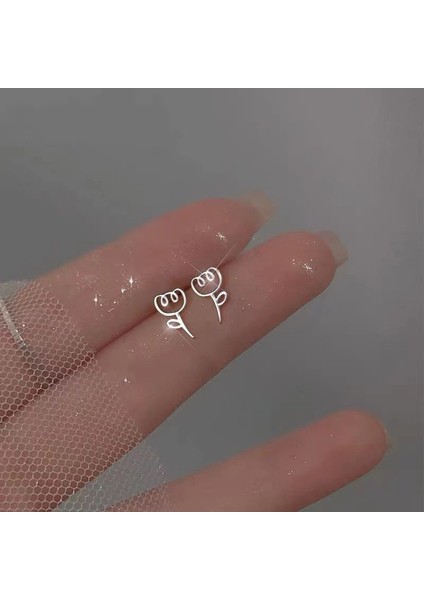 925 Gümüş Küpeler Kız Öğrenciler Niş Minimalist Tasarım Kıdemli Küpeler Yeni Gelgit Ins Küpeleri (Yurt Dışından)