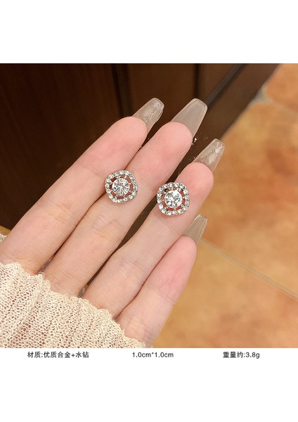 925 Gümüş Iğne Inci Küpe Fransız Retro Işık Lüks Niş Kıdemli Küpe Duygusu Kadın Kore Mizaç Küpe (Yurt Dışından)