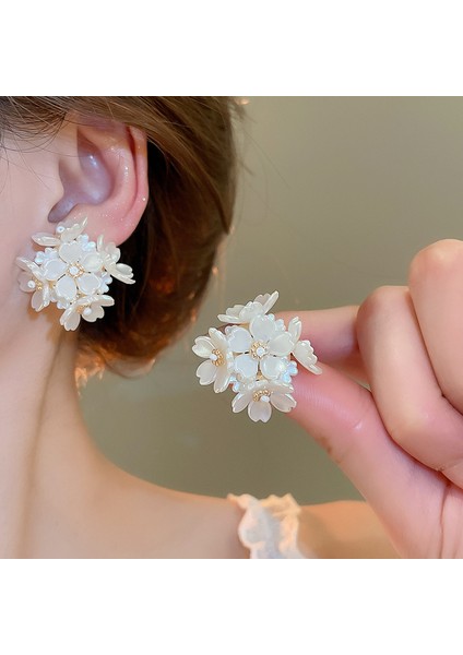 Gümüş Iğne Çiçek Inci Küpe Hafif Lüks Kıdemli Küpe Duygusu Moda Çok Yönlü Mizaç Basit Küpe Tasarımı Niş (Yurt Dışından)