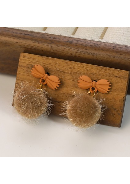 Ankora Kırmızı Akın Yay Küpe Sonbahar ve Kış Kıdemli Yüz Küpe Moda Retro Küpe (Yurt Dışından)