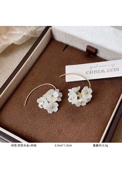 925 Gümüş Iğne Inci Küpe Fransız Retro Işık Lüks Niş Kıdemli Küpe Duygusu Kadın Kore Mizaç Küpe (Yurt Dışından)