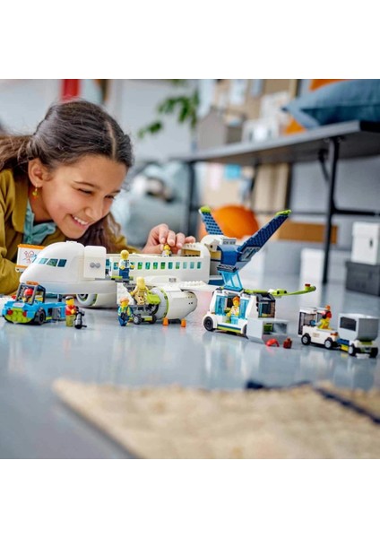 Bfs LEGO City Yolcu Uçağı 60367 indirimleri