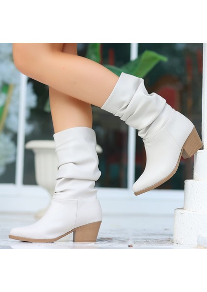 Yior Bej Cilt Topuklu Bot indirimleri