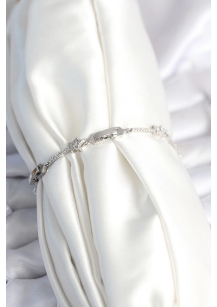 Pirinç Gümüş Renk Halley Yıldız Model Kadın Bileklik fiyatları