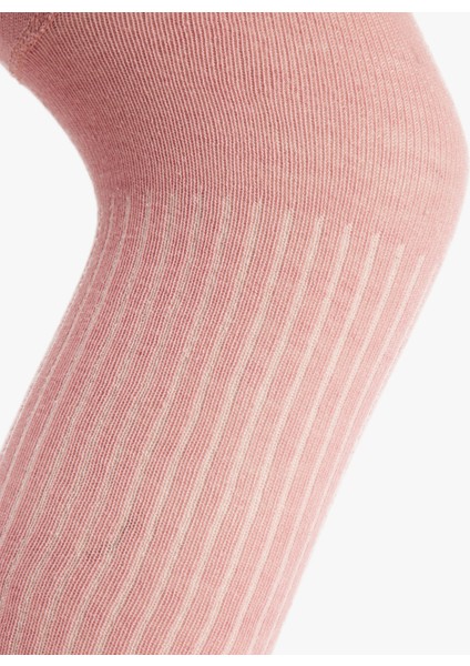 Dokulu Külotlu Çorap modelleri