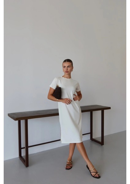 Modal Yırtmaçlı Elbise Beyaz Pt fiyatları