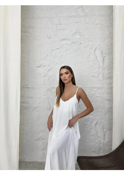 Aerobin Uzun Elbise Beyaz Pt fırsatları