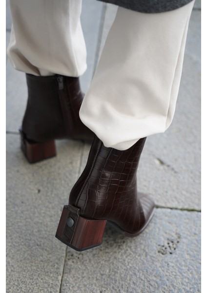 Kadın Topuklu Bot&Bootie Küt Burun Ahşap Desen Ökçe Fermuarlı Günlük Klasik Bot Sayen Kahve Croco