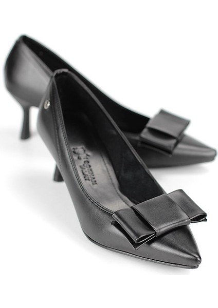 Vellon Esnek Yumuşak Kaymaz Taban (4 Cm) Siyah Cilt Köşe Fiyonk Kadın Topuklu Ayakkabı fiyatları