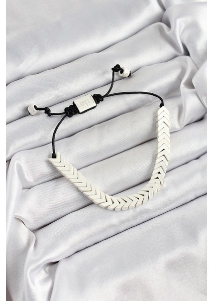 Pirinç Asansörlü Beyaz Juju Kadın Bileklik