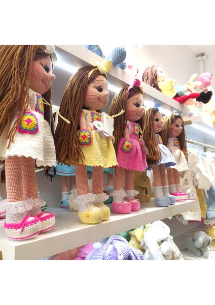 El Yapımı Pembe Elbiseli Kızıl Motif Bebek fiyatları