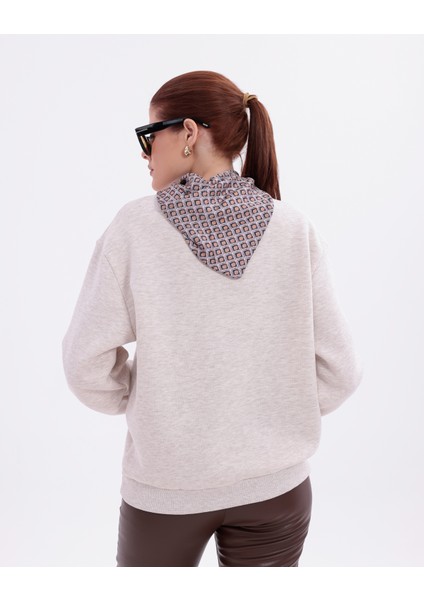Kadın Fular Detaylı Tokalı Oversize Sweatshirt modelleri