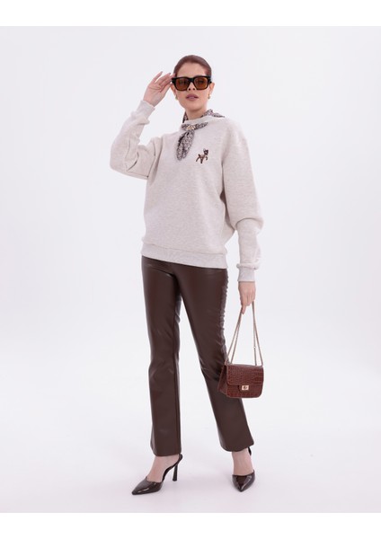 Kadın Fular Detaylı Tokalı Oversize Sweatshirt