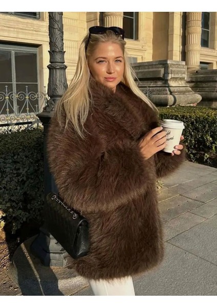 Kadın Kürk Mont, Sonbahar Kış, Tam Kürk Dış Yüzey, Astarlı Iç Kısım