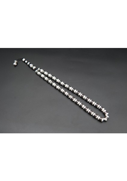 Siyah İnci Oltutaşı Helezon Işlemeli Oltu Taşı Tesbih ST000156