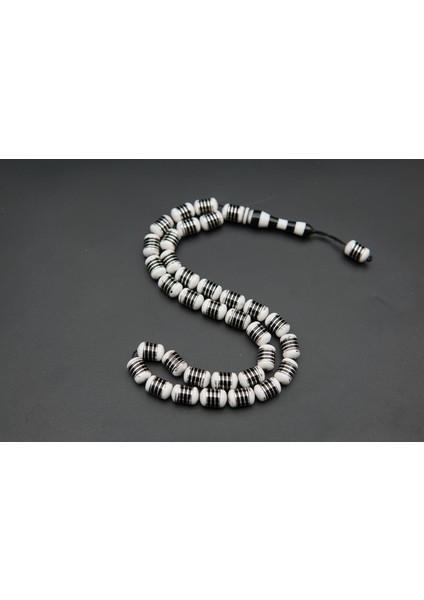 Siyah İnci Oltutaşı Helezon Işlemeli Oltu Taşı Tesbih ST000156 fırsatları