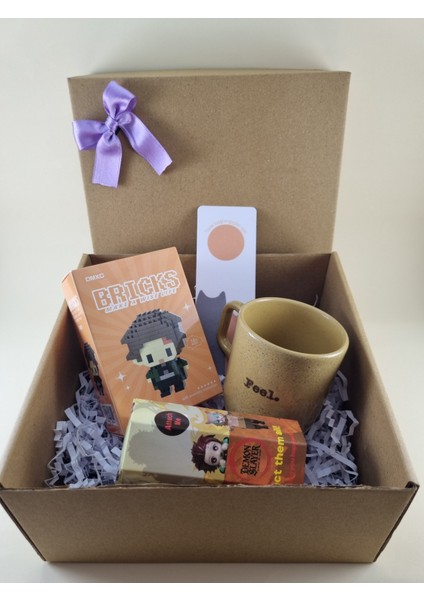 Anime Tutkunlarına Özel Hediye Kutusu - Rotaly fiyatları