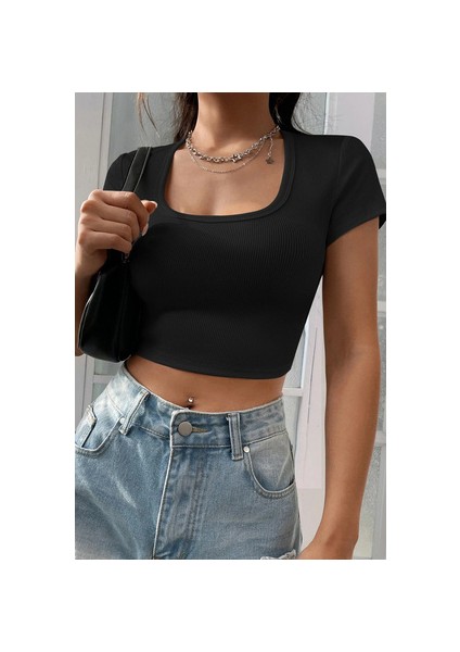 Kadın Siyah Yarım Kol Düz Yaka Crop Top Bluz %11 Elastan Normal Yaka Kesim