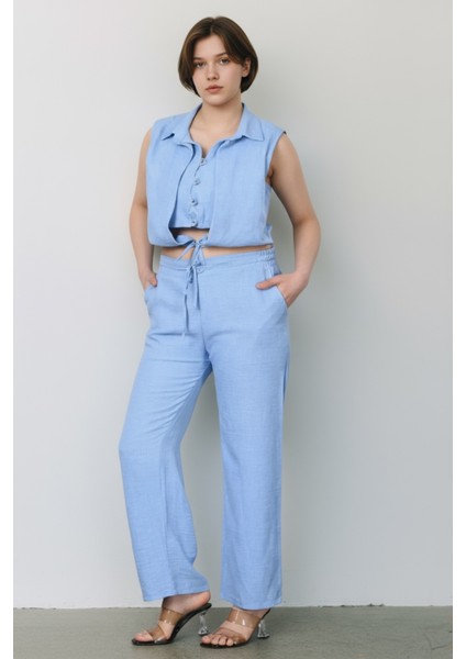 Kadın Bebe Mavisi Keten Ikili Takım – Düğmeli Crop Üst ve Lastikli Bol Paça Pantolon - Mavi fiyatları