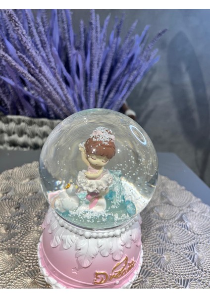 Balerin Kız Işıklı Müzikli Püskürtmeli Büyük Boy Cam Küre fiyatları