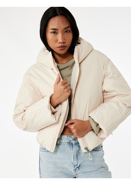 Fermuarlı Uzun Kollu Su Itici Kapüşonlu Crop Şişme Mont fiyatları