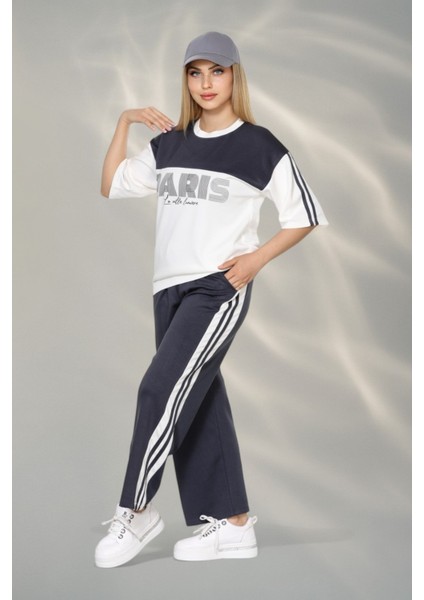 Paris Temalı Kumaş Yumşak Dokulu Yan Şeritli Bluz ve Pantolon Alt Üst Takım - Füme