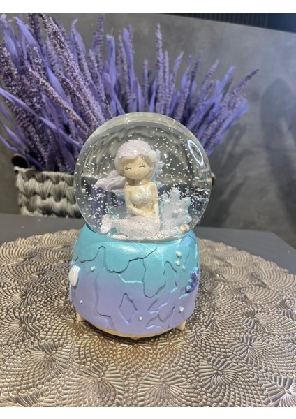 Deniz Kızı Temalı Püskürtmeli Müzikli Işıklı Büyük Boy Kar Küresi fiyatları