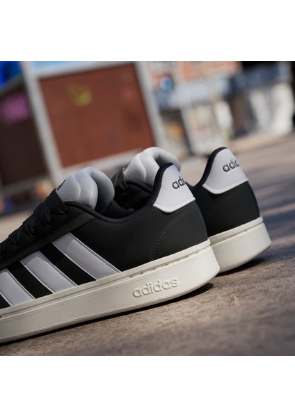 Grand Court Alp Erkek Spor Ayakkabı JH7235 Cblack/ftwwht/owhıte modelleri