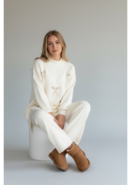 Şık Kurdele Taş Işlemeli Kadın Ikili Triko Takım Salaş Fit Uzun Kollu ve Rahat Pantolon - Ekru indirimleri