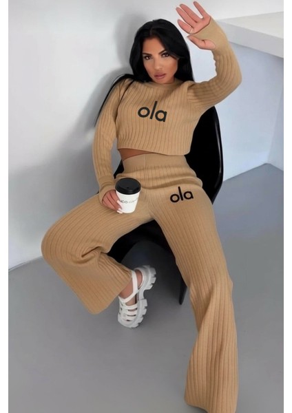 Kadın Parmak Geçmeli Ola Nakışlı 2'li Triko Takım