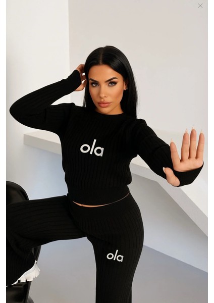 Kadın Parmak Geçmeli Ola Nakışlı 2'li Triko Takım