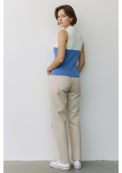 Çift Renk Yumşak Dokulu Polo Yaka V Kesim Kolsuz Triko Bluz modelleri