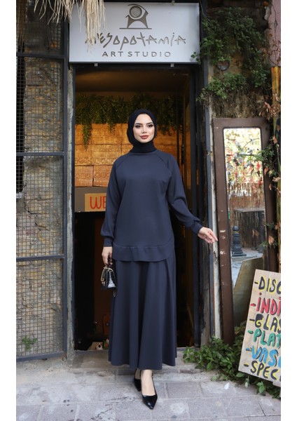 Oval Kesim Modal Etekli Takım