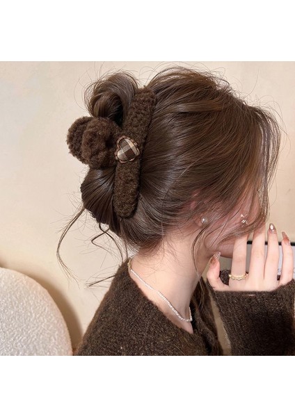 Sonbahar ve Kış Yay Peluş Çizik Klip Büyük Saç Tokası Kadın Yeni Sevimli Başın Arkası Kıdemli Anlamda Köpekbalığı Klip (Yurt Dışından) modelleri