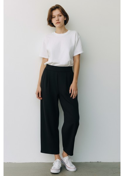 Elastik Bel Detaylı Rahat Kesim Kadın Kumaş Pantolon - Siyah fiyatları