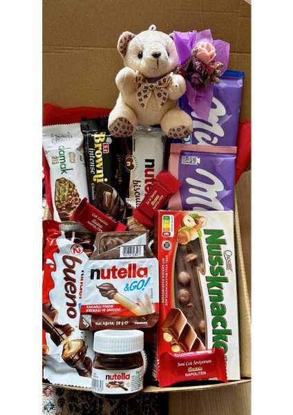 Sevgili ve Arkadaşlar Için Ayıcıklı Mini Buketli Çikolata Kutusu fiyatları
