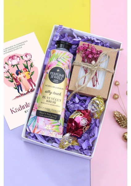 El ve Vücut Kremi, Mini Sabun ve Çikolata Hediye Seti, Şık Kutuda