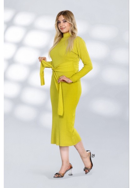 Kendinden Kuşaklı Düz Çizgili Tasarımlı Kısa Triko Rahat Elbise Şık ve Moderen - Sarı modelleri