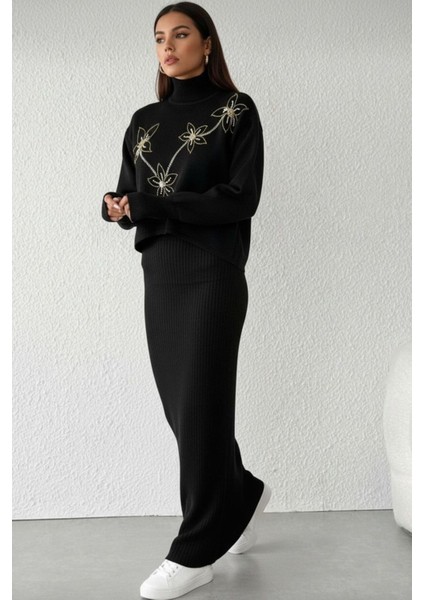 Kadın Siyah Fitilli Triko Uzun Elbise – V Yaka Slim Fit Dört Mevsim Model