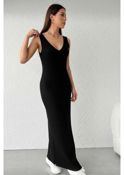 Kadın Siyah Fitilli Triko Uzun Elbise – V Yaka Slim Fit Dört Mevsim Model fiyatları